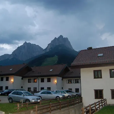 Appartamento Larsech Pozza di Fassa Buitenkant foto